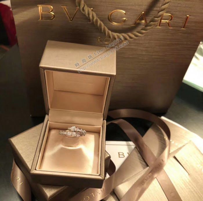 Bvlgari飾品 寶格麗Serpenti系列 窄版蛇開口戒指 高端定制925純銀滿鑽鑲嵌  zgbq3116